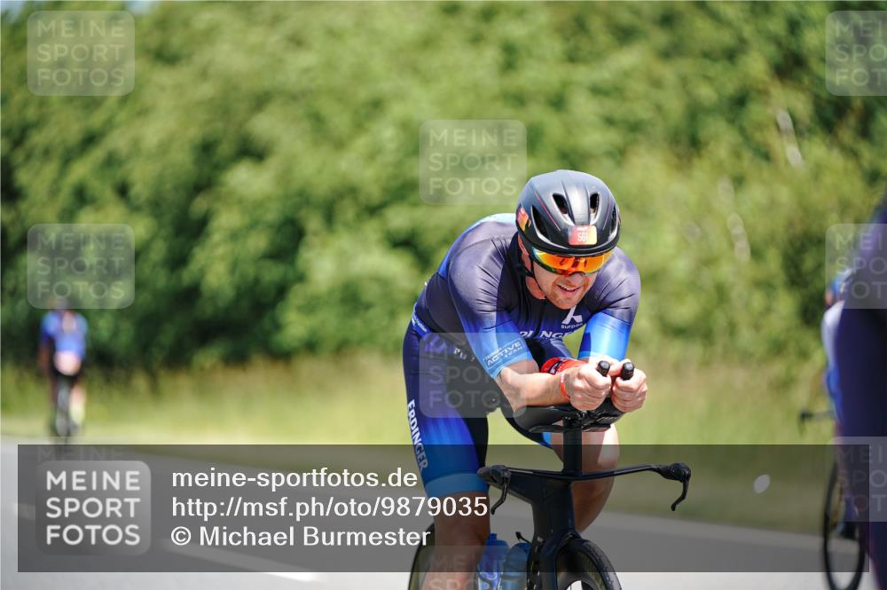 21.06.2026 - Viking Triathlon Michael Burmester http://msf.ph/oto/9879035 21.06.2026 13:11:20 Radfahren 313, 341, 424, 470, 561 meine-sportfotos.de