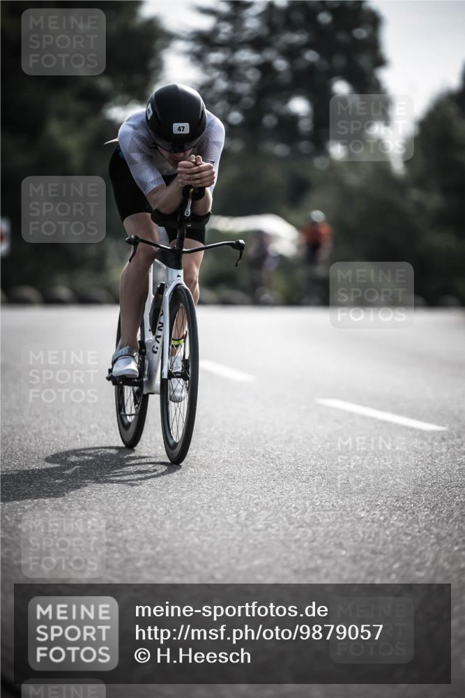 21.06.2026 - 29. Vierlanden-Triathlon H.Heesch http://msf.ph/oto/9879057 21.06.2026 09:10:43 Radfahren 37, 47, 63, 76, 158, 168, 283 meine-sportfotos.de