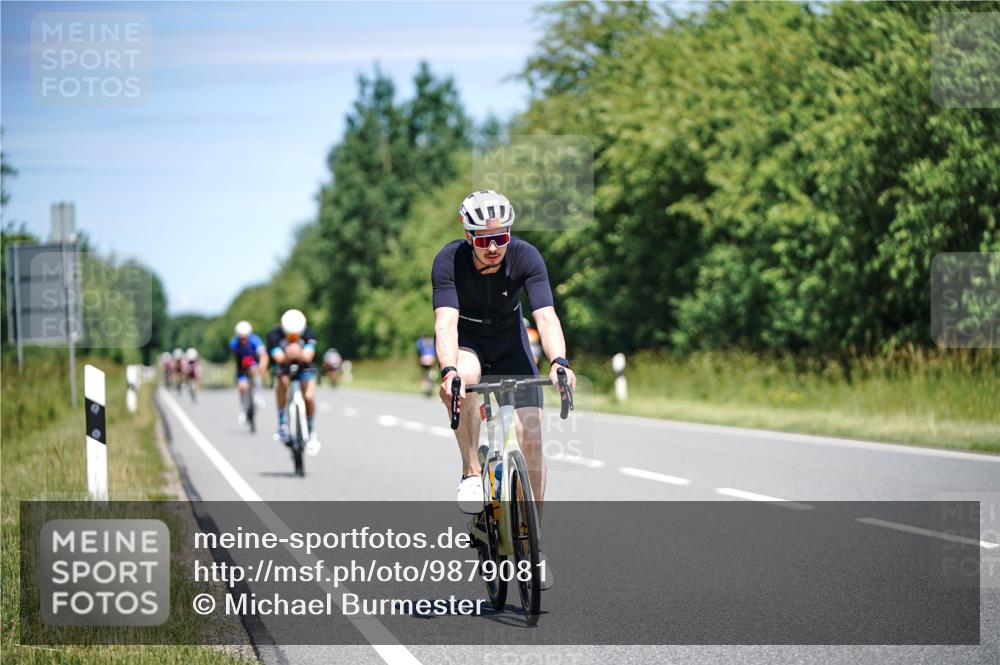 21.06.2026 - Viking Triathlon Michael Burmester http://msf.ph/oto/9879081 21.06.2026 13:11:27 Radfahren 313, 424, 470, 494, 561 meine-sportfotos.de