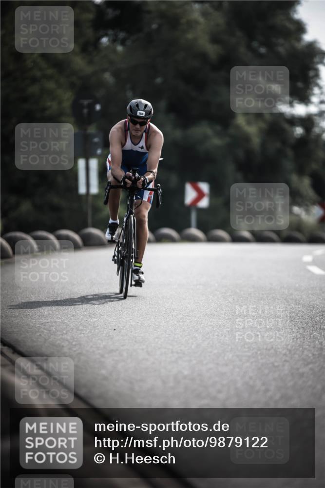 21.06.2026 - 29. Vierlanden-Triathlon H.Heesch http://msf.ph/oto/9879122 21.06.2026 09:10:50 Radfahren 37, 76, 158, 168, 283 meine-sportfotos.de