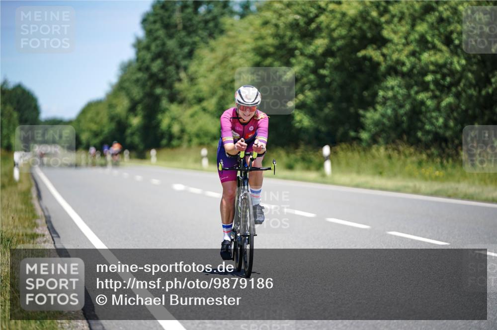 21.06.2026 - Viking Triathlon Michael Burmester http://msf.ph/oto/9879186 21.06.2026 13:11:45 Radfahren 494, 534 meine-sportfotos.de