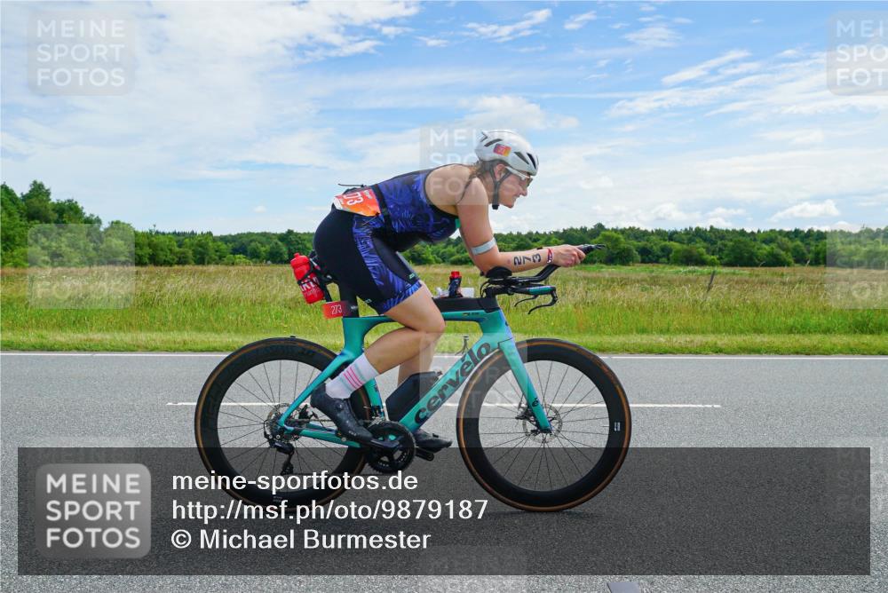 21.06.2026 - Viking Triathlon Michael Burmester http://msf.ph/oto/9879187 21.06.2026 12:27:15 Radfahren 38, 218, 266, 273, 444, 444, 554, 639 meine-sportfotos.de