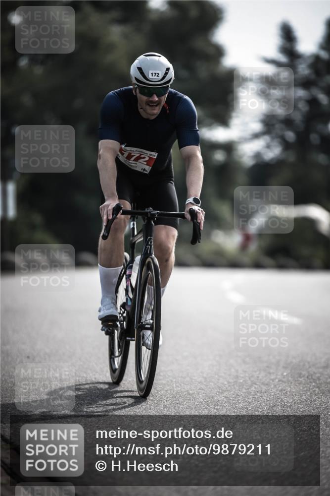 21.06.2026 - 29. Vierlanden-Triathlon H.Heesch http://msf.ph/oto/9879211 21.06.2026 09:11:04 Radfahren 24, 107, 172 meine-sportfotos.de