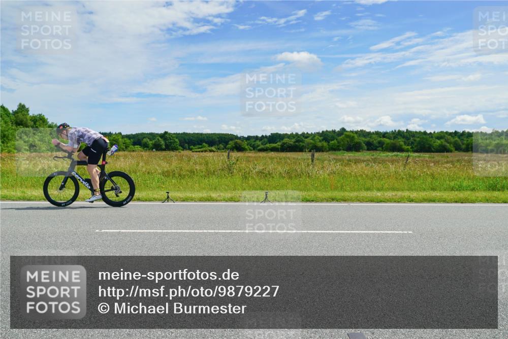 21.06.2026 - Viking Triathlon Michael Burmester http://msf.ph/oto/9879227 21.06.2026 12:27:54 Radfahren 63, 124, 155, 162, 257, 260, 269, 390, 545 meine-sportfotos.de