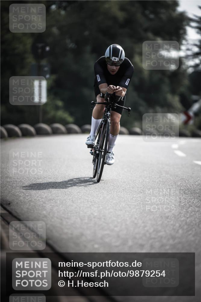 21.06.2026 - 29. Vierlanden-Triathlon H.Heesch http://msf.ph/oto/9879254 21.06.2026 09:11:20 Radfahren 26 meine-sportfotos.de