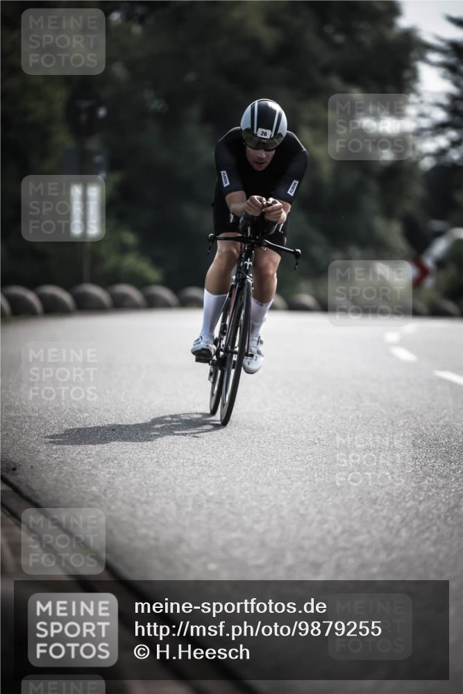 21.06.2026 - 29. Vierlanden-Triathlon H.Heesch http://msf.ph/oto/9879255 21.06.2026 09:11:20 Radfahren 26 meine-sportfotos.de