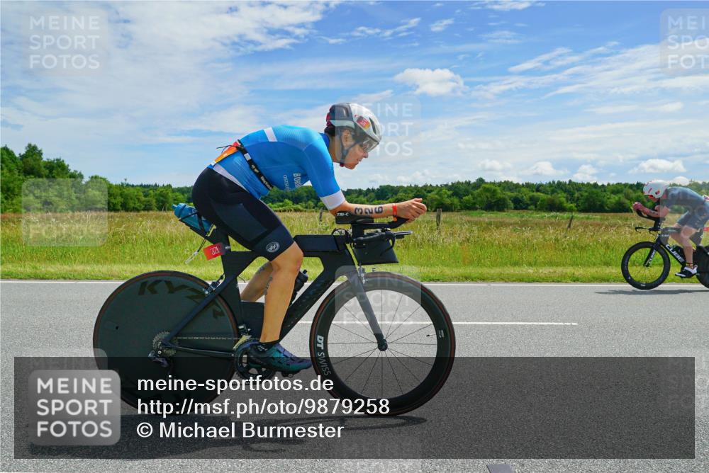 21.06.2026 - Viking Triathlon Michael Burmester http://msf.ph/oto/9879258 21.06.2026 12:28:25 Radfahren 57, 326, 438, 438, 621, 621 meine-sportfotos.de