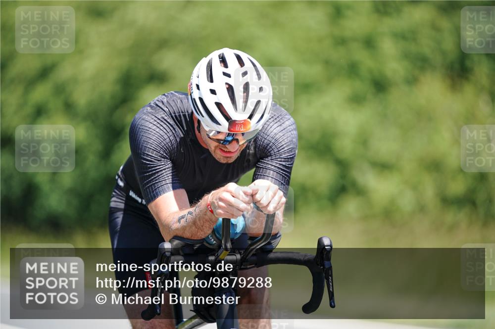 21.06.2026 - Viking Triathlon Michael Burmester http://msf.ph/oto/9879288 21.06.2026 13:12:45 Radfahren 52, 257, 473 meine-sportfotos.de