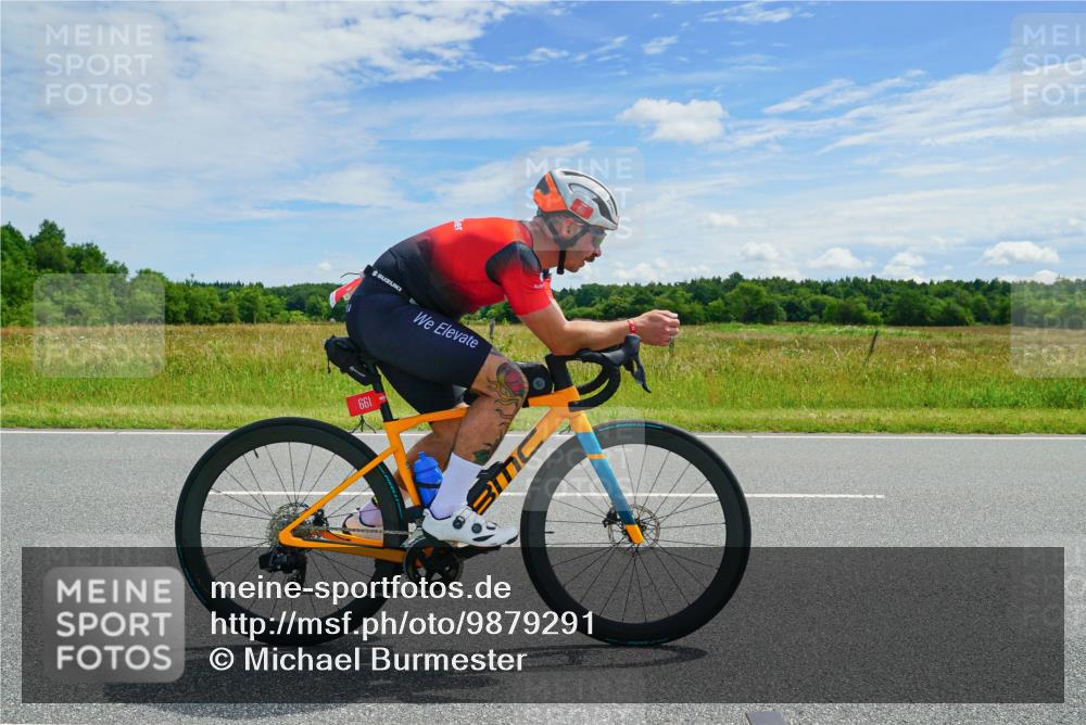 21.06.2026 - Viking Triathlon Michael Burmester http://msf.ph/oto/9879291 21.06.2026 12:29:02 Radfahren 20, 64, 84, 89, 317, 460, 522, 542, 549, 552, 555, 612, 619, 661 meine-sportfotos.de