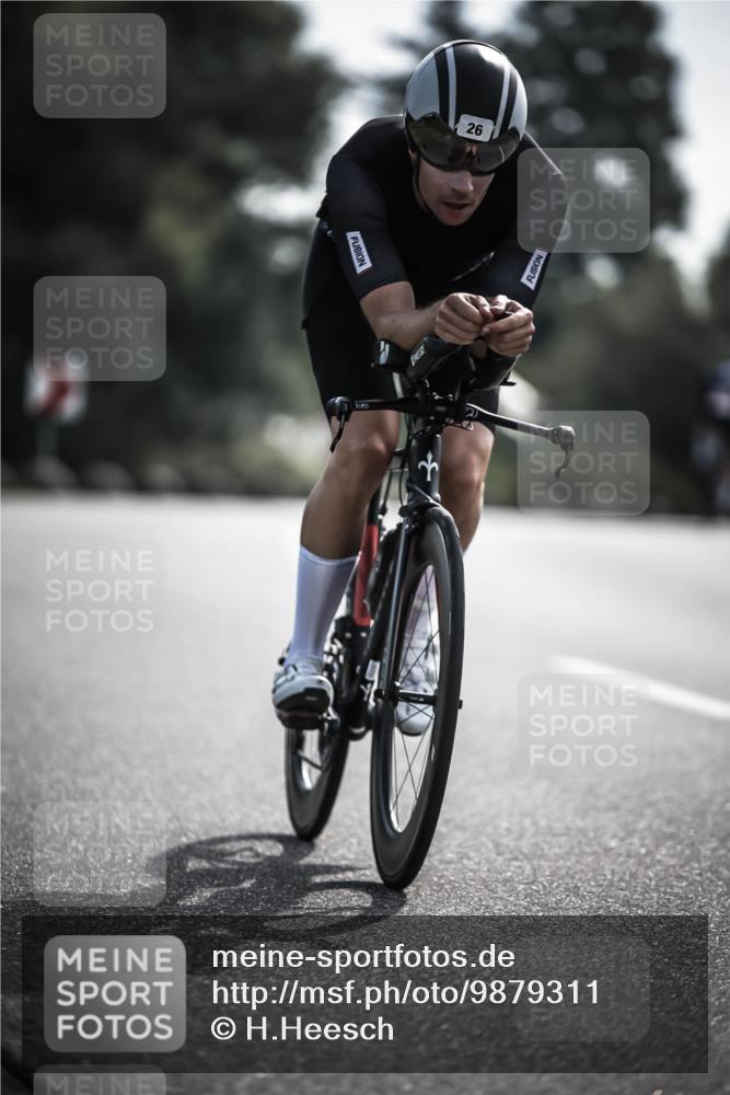 21.06.2026 - 29. Vierlanden-Triathlon H.Heesch http://msf.ph/oto/9879311 21.06.2026 09:11:20 Radfahren 26 meine-sportfotos.de