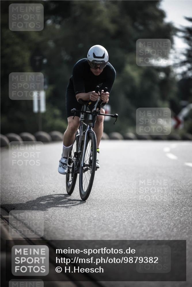 21.06.2026 - 29. Vierlanden-Triathlon H.Heesch http://msf.ph/oto/9879382 21.06.2026 09:11:35 Radfahren 77, 140 meine-sportfotos.de