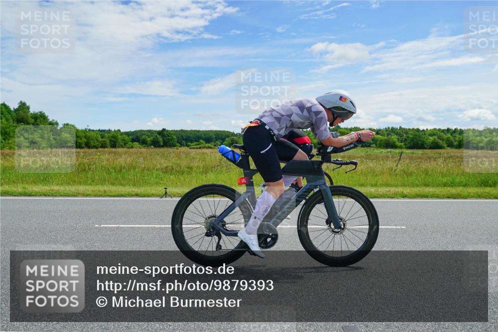 21.06.2026 - Viking Triathlon Michael Burmester http://msf.ph/oto/9879393 21.06.2026 12:30:43 Radfahren 99, 104, 109, 111, 113, 125, 137, 145, 180, 199, 359, 376 meine-sportfotos.de