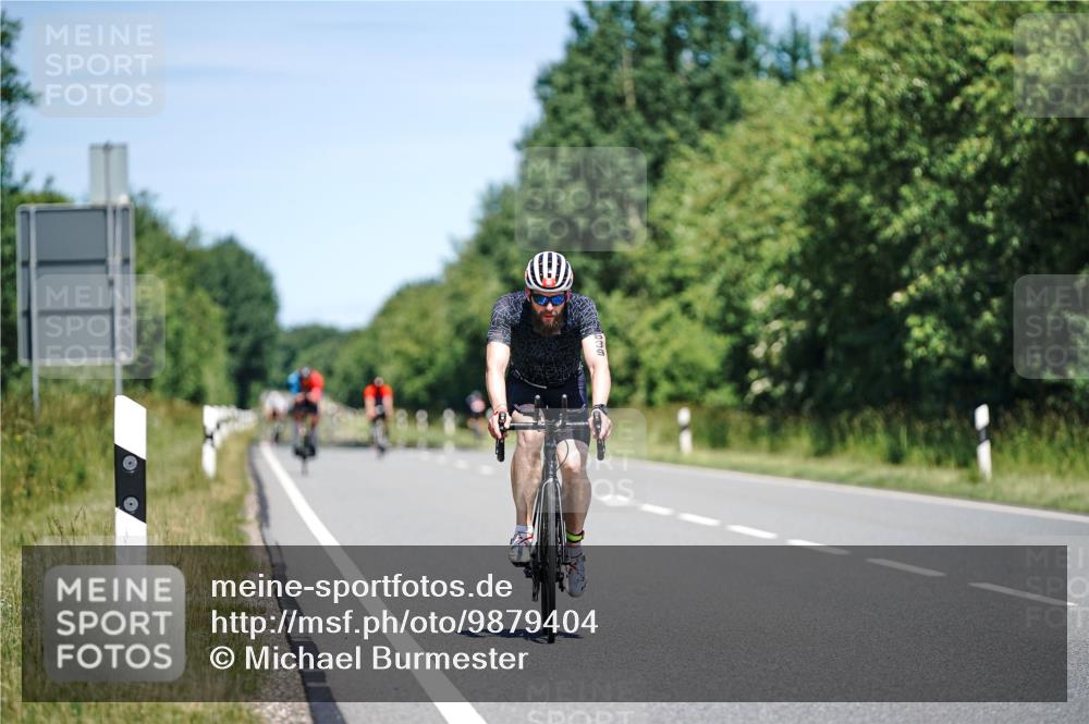 21.06.2026 - Viking Triathlon Michael Burmester http://msf.ph/oto/9879404 21.06.2026 13:14:33 Radfahren 190, 251 meine-sportfotos.de