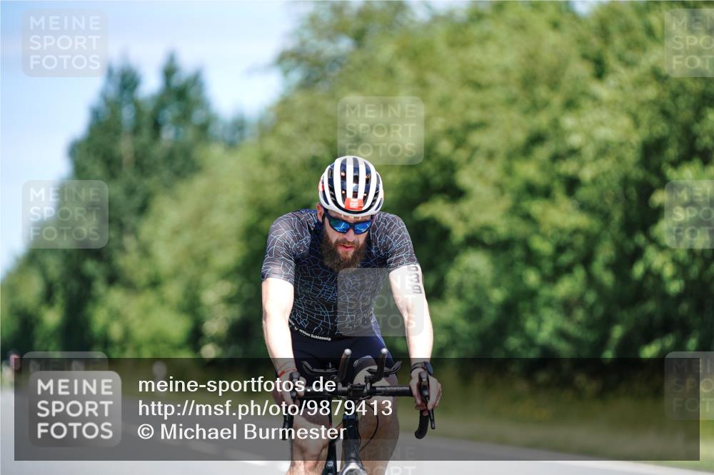 21.06.2026 - Viking Triathlon Michael Burmester http://msf.ph/oto/9879413 21.06.2026 13:14:35 Radfahren 190, 251 meine-sportfotos.de