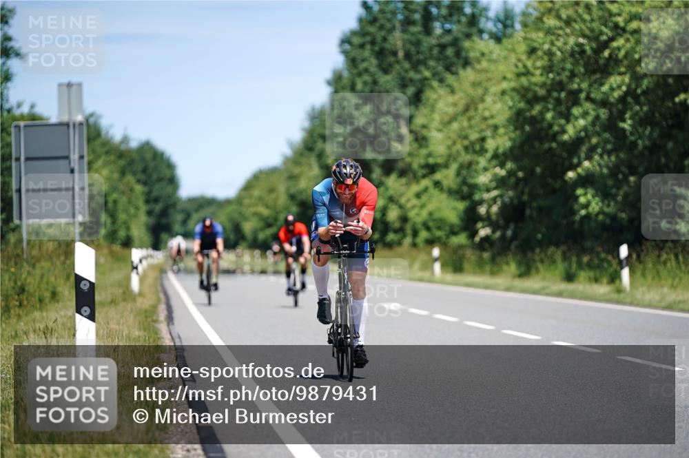 21.06.2026 - Viking Triathlon Michael Burmester http://msf.ph/oto/9879431 21.06.2026 13:14:40 Radfahren 251, 366 meine-sportfotos.de