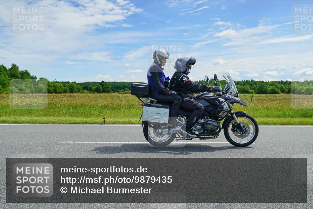21.06.2026 - Viking Triathlon Michael Burmester http://msf.ph/oto/9879435 21.06.2026 12:31:57 Radfahren 27, 33, 75, 337, 365, 382, 640, 658 meine-sportfotos.de