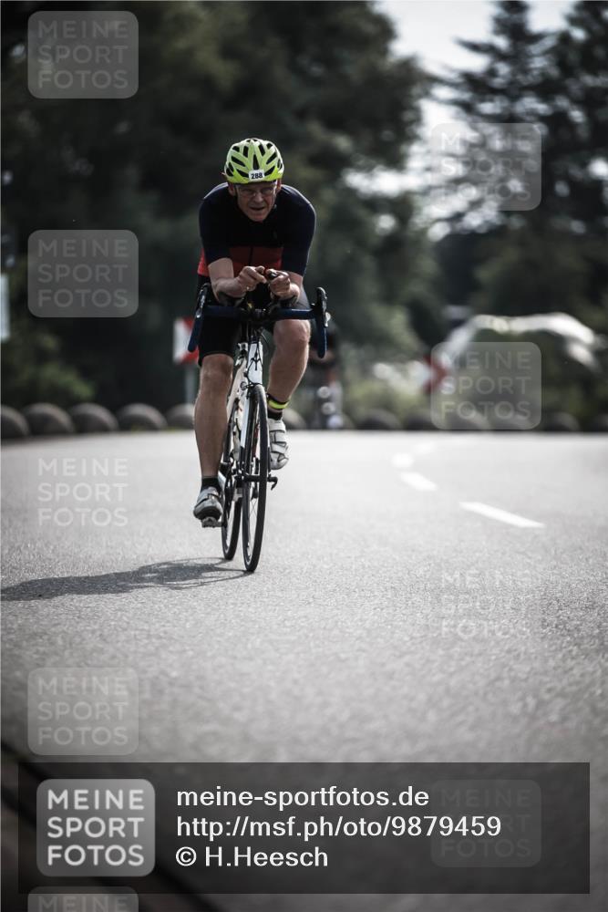 21.06.2026 - 29. Vierlanden-Triathlon H.Heesch http://msf.ph/oto/9879459 21.06.2026 09:11:57 Radfahren 261, 288 meine-sportfotos.de