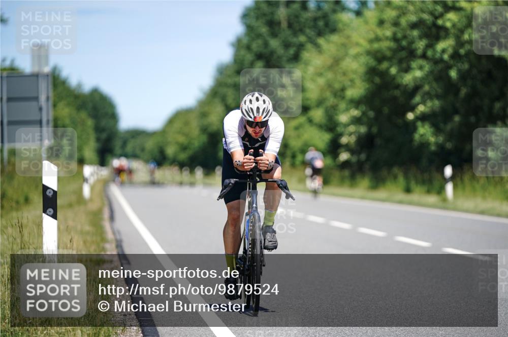 21.06.2026 - Viking Triathlon Michael Burmester http://msf.ph/oto/9879524 21.06.2026 13:15:03 Radfahren 105, 366 meine-sportfotos.de