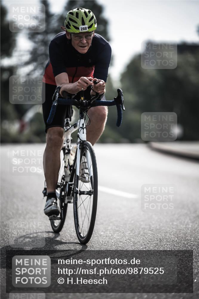 21.06.2026 - 29. Vierlanden-Triathlon H.Heesch http://msf.ph/oto/9879525 21.06.2026 09:11:58 Radfahren 261, 288 meine-sportfotos.de