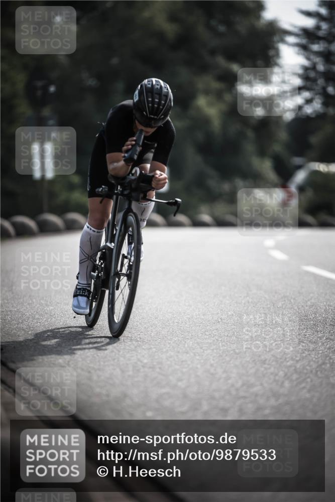 21.06.2026 - 29. Vierlanden-Triathlon H.Heesch http://msf.ph/oto/9879533 21.06.2026 09:12:01 Radfahren 241, 261, 288 meine-sportfotos.de