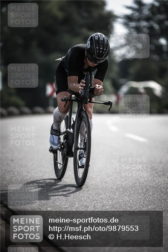 21.06.2026 - 29. Vierlanden-Triathlon H.Heesch http://msf.ph/oto/9879553 21.06.2026 09:12:02 Radfahren 241, 261 meine-sportfotos.de