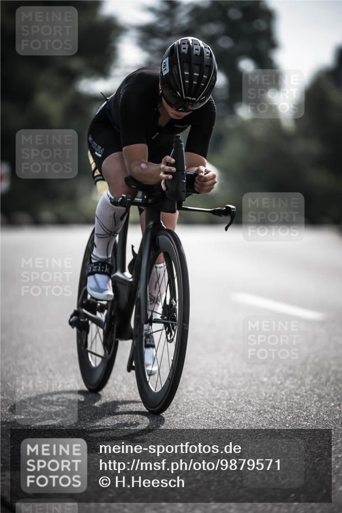 21.06.2026 - 29. Vierlanden-Triathlon H.Heesch http://msf.ph/oto/9879571 21.06.2026 09:12:02 Radfahren 241, 261 meine-sportfotos.de