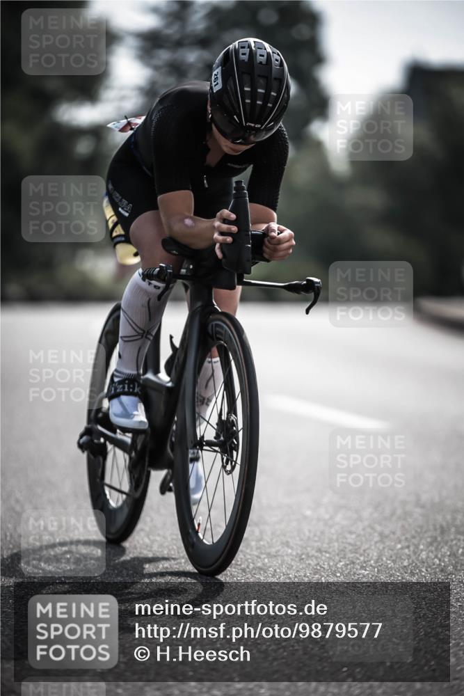 21.06.2026 - 29. Vierlanden-Triathlon H.Heesch http://msf.ph/oto/9879577 21.06.2026 09:12:02 Radfahren 241, 261 meine-sportfotos.de