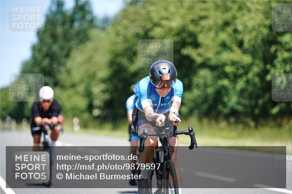 21.06.2026 - Viking Triathlon Michael Burmester http://msf.ph/oto/9879597 21.06.2026 13:15:22 Radfahren 139, 179 meine-sportfotos.de