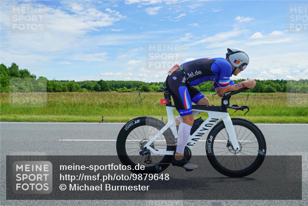 21.06.2026 - Viking Triathlon Michael Burmester http://msf.ph/oto/9879648 21.06.2026 12:34:32 Radfahren 28, 49, 197, 304, 360, 389, 571, 610, 653 meine-sportfotos.de