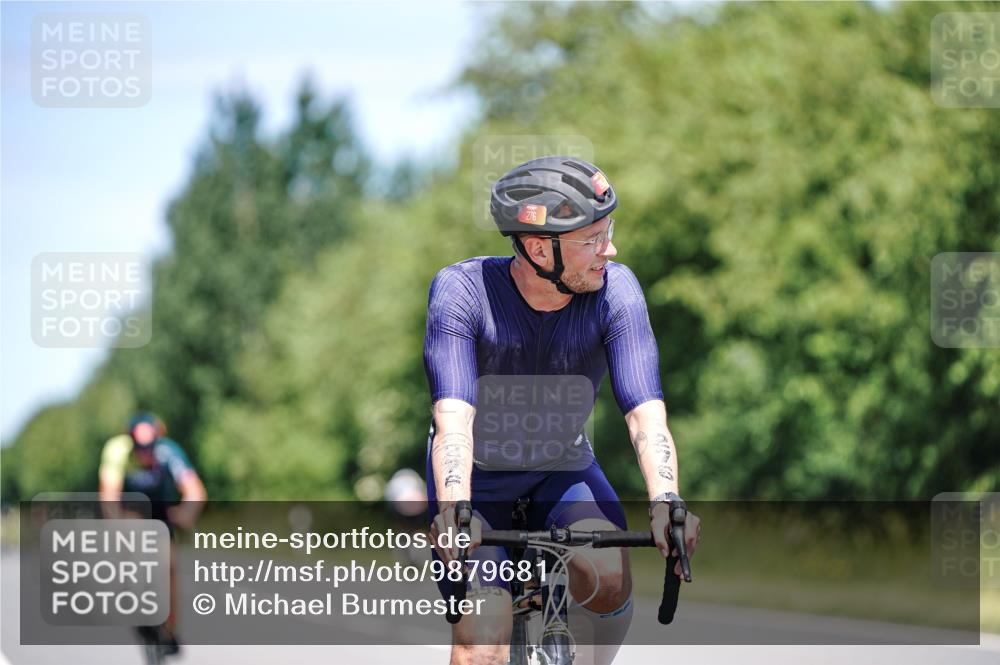 21.06.2026 - Viking Triathlon Michael Burmester http://msf.ph/oto/9879681 21.06.2026 13:15:47 Radfahren 139, 276, 401 meine-sportfotos.de