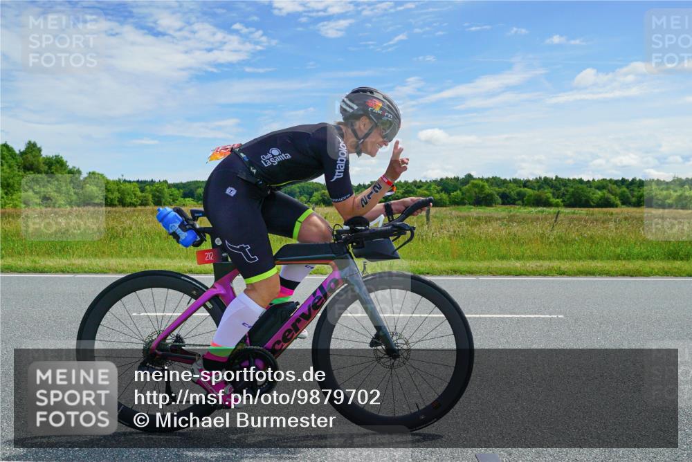 21.06.2026 - Viking Triathlon Michael Burmester http://msf.ph/oto/9879702 21.06.2026 12:35:13 Radfahren 96, 195, 195, 212 meine-sportfotos.de