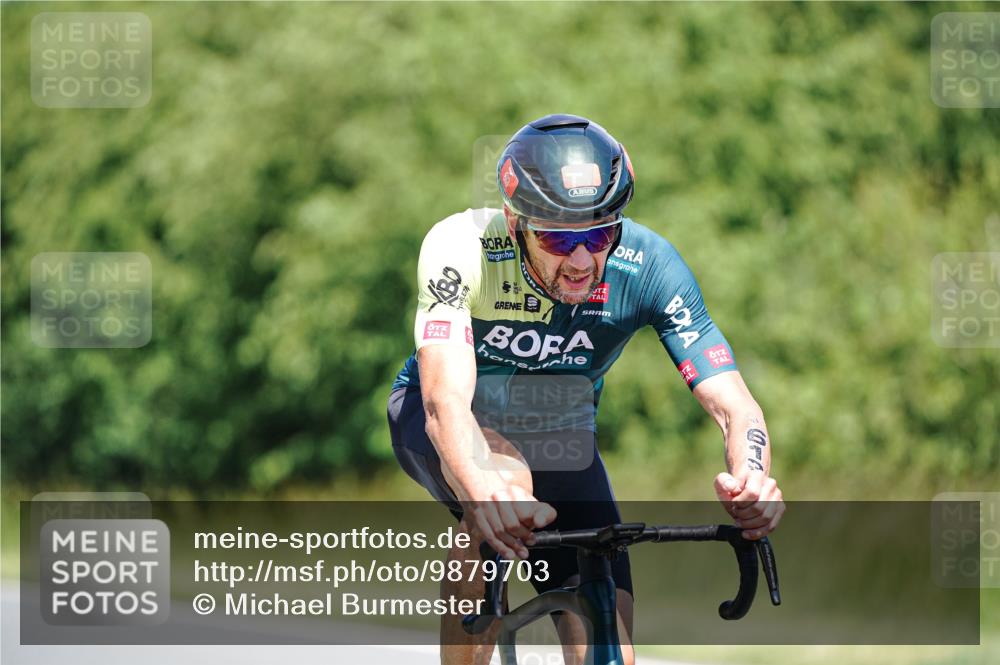 21.06.2026 - Viking Triathlon Michael Burmester http://msf.ph/oto/9879703 21.06.2026 13:15:50 Radfahren 276, 401 meine-sportfotos.de