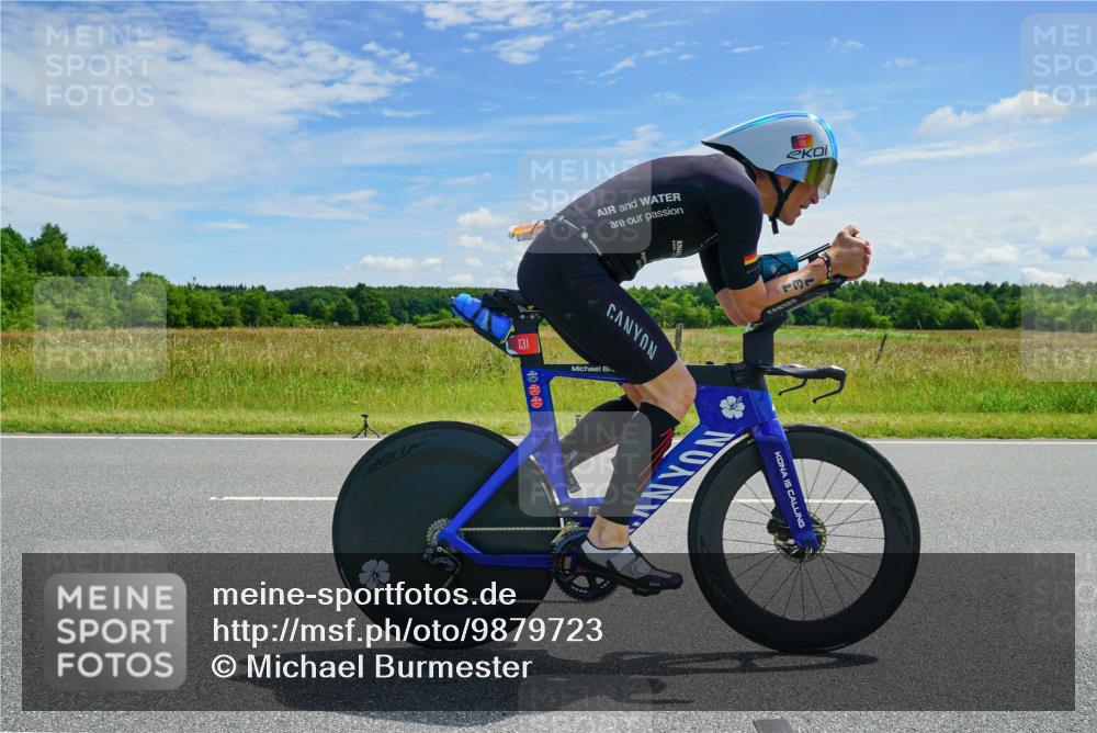 21.06.2026 - Viking Triathlon Michael Burmester http://msf.ph/oto/9879723 21.06.2026 12:35:40 Radfahren 14, 37, 153, 153, 245, 335, 486, 511, 521, 562 meine-sportfotos.de
