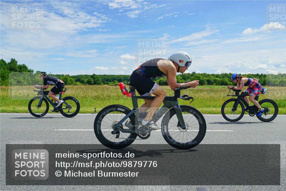 21.06.2026 - Viking Triathlon Michael Burmester http://msf.ph/oto/9879776 21.06.2026 12:36:07 Radfahren 22, 37, 106, 354, 363, 427, 449, 458, 539, 637, 667 meine-sportfotos.de