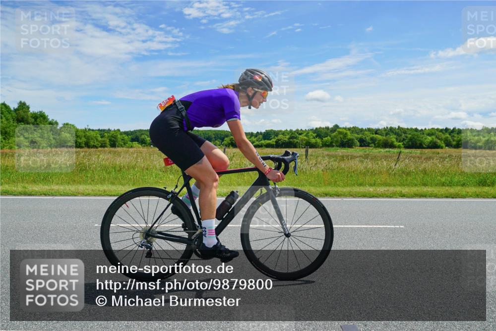 21.06.2026 - Viking Triathlon Michael Burmester http://msf.ph/oto/9879800 21.06.2026 12:36:45 Radfahren 70, 193, 295, 479, 479 meine-sportfotos.de