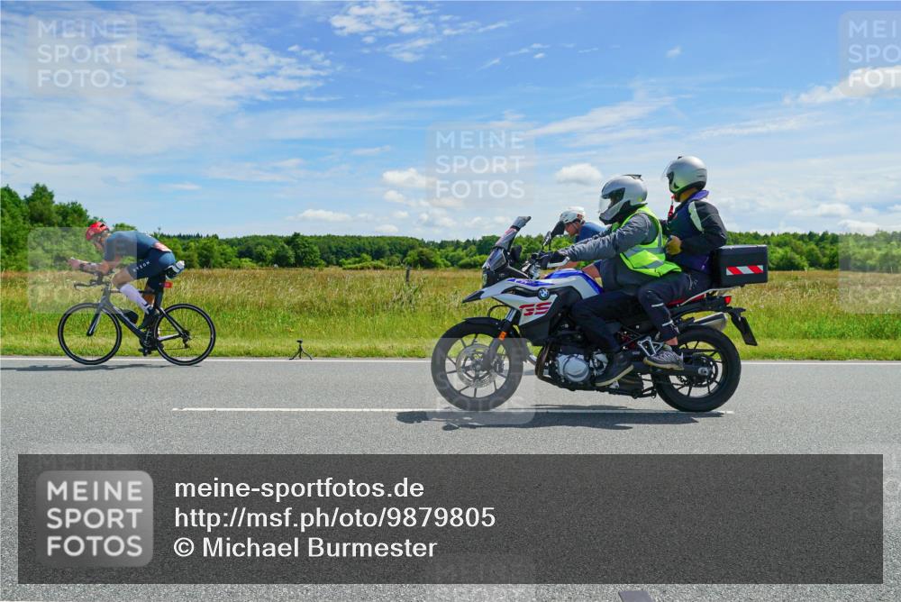 21.06.2026 - Viking Triathlon Michael Burmester http://msf.ph/oto/9879805 21.06.2026 12:36:53 Radfahren 60, 70, 295, 295, 479, 479 meine-sportfotos.de