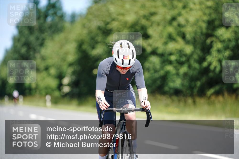 21.06.2026 - Viking Triathlon Michael Burmester http://msf.ph/oto/9879816 21.06.2026 13:16:56 Radfahren 330, 549 meine-sportfotos.de