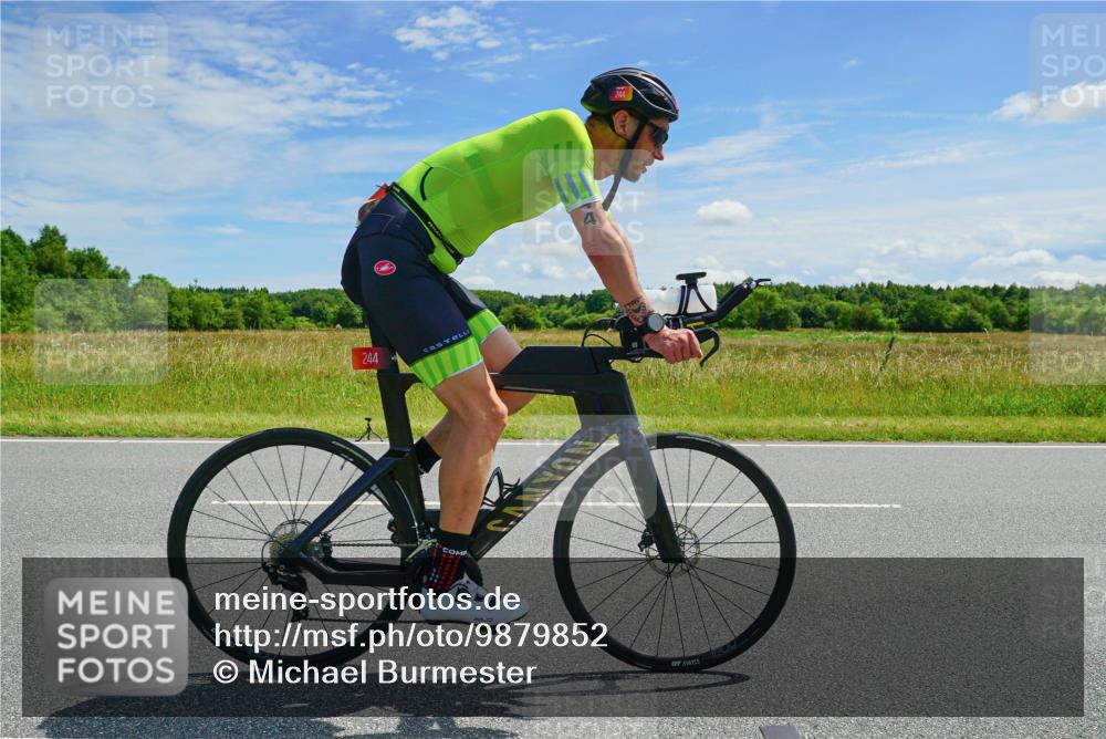 21.06.2026 - Viking Triathlon Michael Burmester http://msf.ph/oto/9879852 21.06.2026 12:37:37 Radfahren 229, 244, 244, 298, 300, 409, 448, 471, 519, 520 meine-sportfotos.de