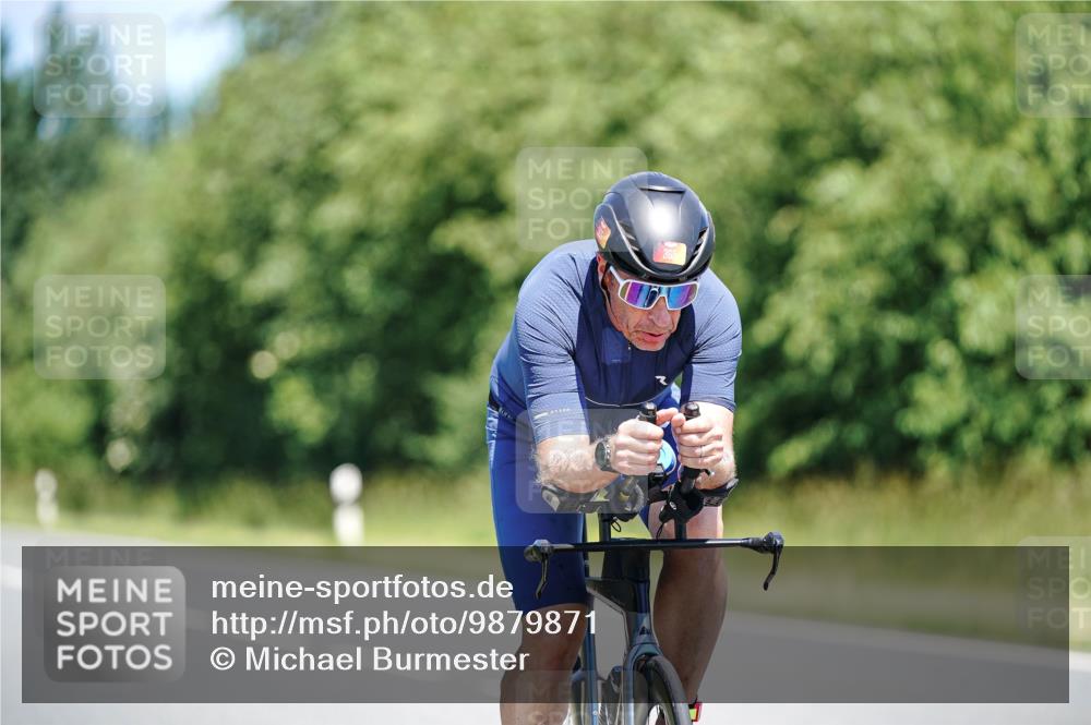 21.06.2026 - Viking Triathlon Michael Burmester http://msf.ph/oto/9879871 21.06.2026 13:17:17 Radfahren 232, 365, 661 meine-sportfotos.de