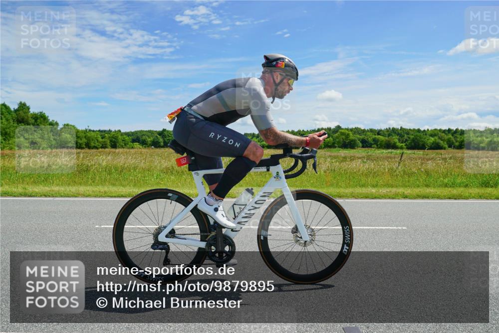 21.06.2026 - Viking Triathlon Michael Burmester http://msf.ph/oto/9879895 21.06.2026 12:38:06 Radfahren 185, 203, 378, 413, 415, 461, 506, 550, 557 meine-sportfotos.de