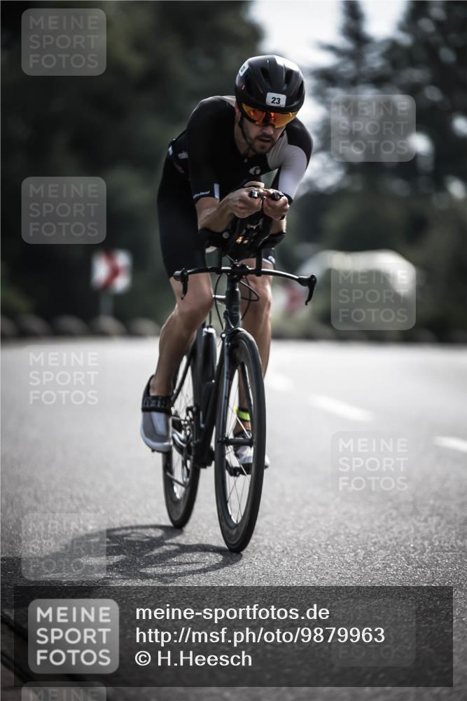 21.06.2026 - 29. Vierlanden-Triathlon H.Heesch http://msf.ph/oto/9879963 21.06.2026 09:12:34 Radfahren 23, 57, 111 meine-sportfotos.de