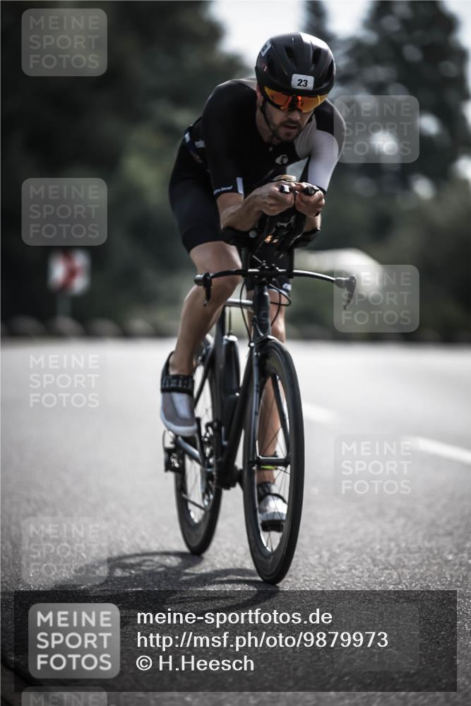 21.06.2026 - 29. Vierlanden-Triathlon H.Heesch http://msf.ph/oto/9879973 21.06.2026 09:12:34 Radfahren 23, 57, 111 meine-sportfotos.de