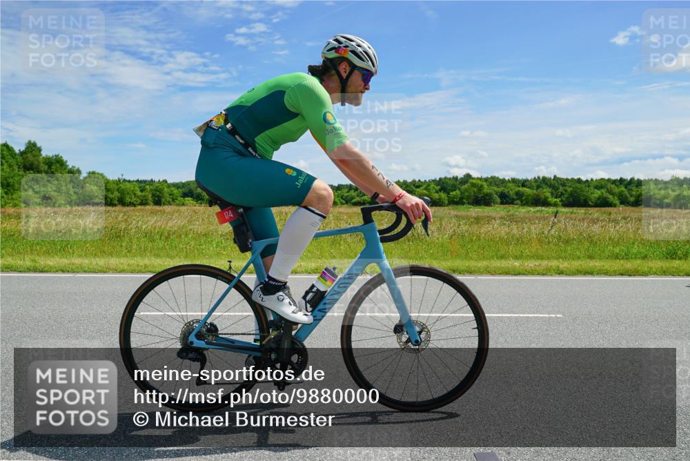 21.06.2026 - Viking Triathlon Michael Burmester http://msf.ph/oto/9880000 21.06.2026 12:40:03 Radfahren 47, 174, 242, 272, 325, 512, 524 meine-sportfotos.de