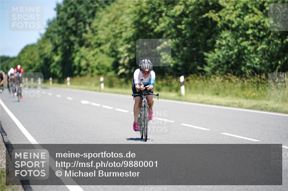 21.06.2026 - Viking Triathlon Michael Burmester http://msf.ph/oto/9880001 21.06.2026 13:18:22 Radfahren 24, 97 meine-sportfotos.de