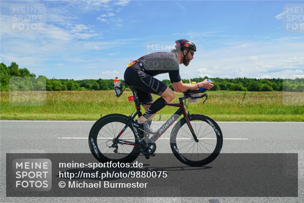 21.06.2026 - Viking Triathlon Michael Burmester http://msf.ph/oto/9880075 21.06.2026 12:40:52 Radfahren 40, 200, 213, 285, 332, 345, 404, 466, 515, 568, 604 meine-sportfotos.de
