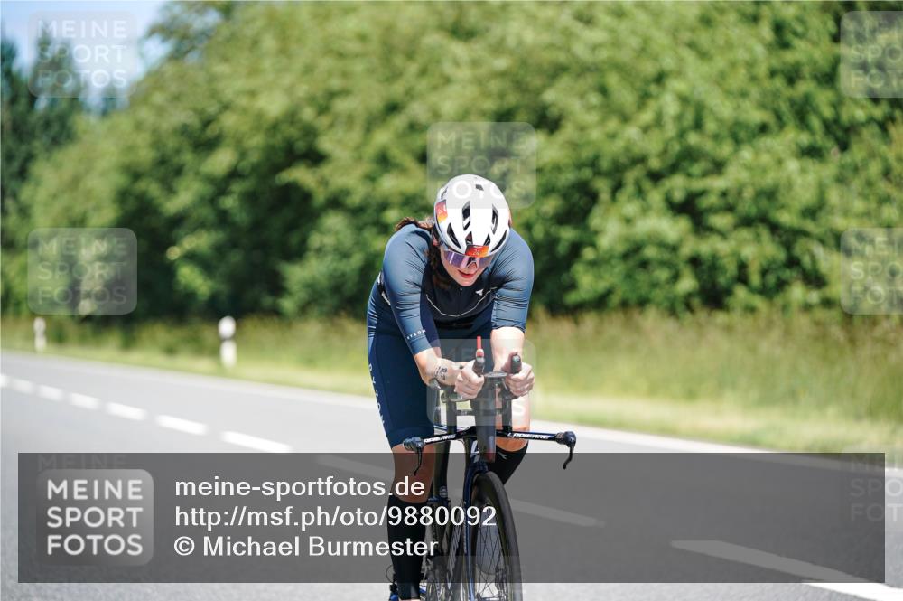 21.06.2026 - Viking Triathlon Michael Burmester http://msf.ph/oto/9880092 21.06.2026 13:18:32 Radfahren 24, 97, 344 meine-sportfotos.de
