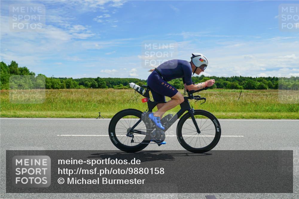 21.06.2026 - Viking Triathlon Michael Burmester http://msf.ph/oto/9880158 21.06.2026 12:41:25 Radfahren 43, 82, 117, 147, 183, 321, 369, 391, 425, 469, 491, 650 meine-sportfotos.de