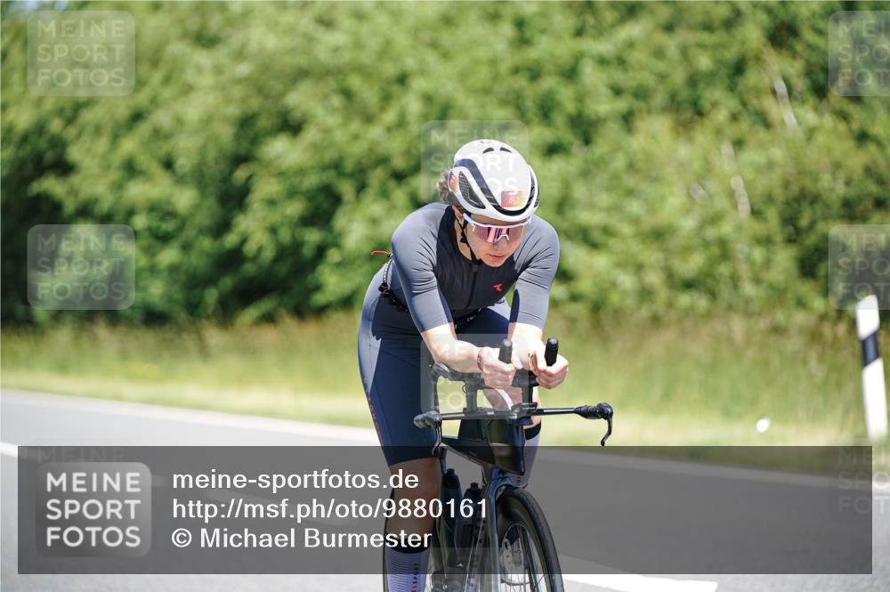 21.06.2026 - Viking Triathlon Michael Burmester http://msf.ph/oto/9880161 21.06.2026 13:18:51 Radfahren 39, 305, 344, 463 meine-sportfotos.de