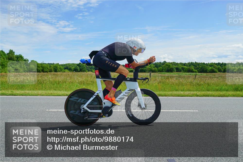 21.06.2026 - Viking Triathlon Michael Burmester http://msf.ph/oto/9880174 21.06.2026 12:41:48 Radfahren 291, 369, 440, 523, 650 meine-sportfotos.de