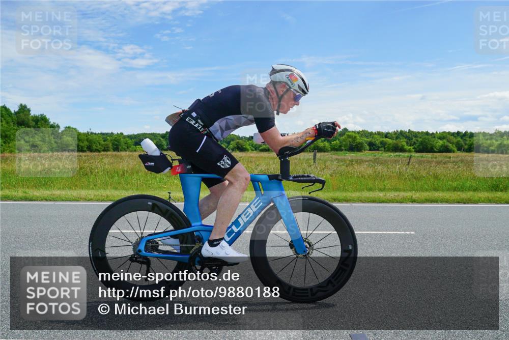 21.06.2026 - Viking Triathlon Michael Burmester http://msf.ph/oto/9880188 21.06.2026 12:42:12 Radfahren 291, 329, 339, 398, 399, 405, 417, 505, 630 meine-sportfotos.de